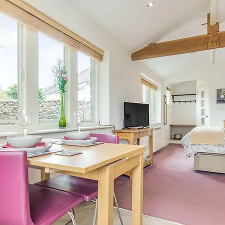 The Friendly Austwick